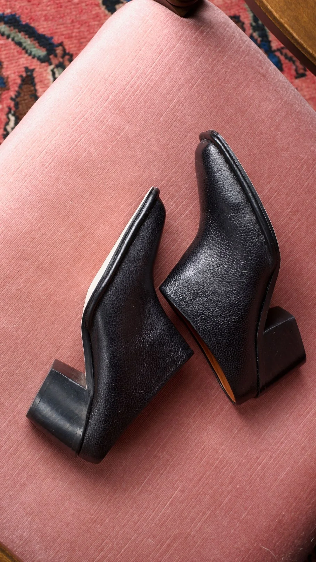 The Canyon Clog [Black] - Image 5