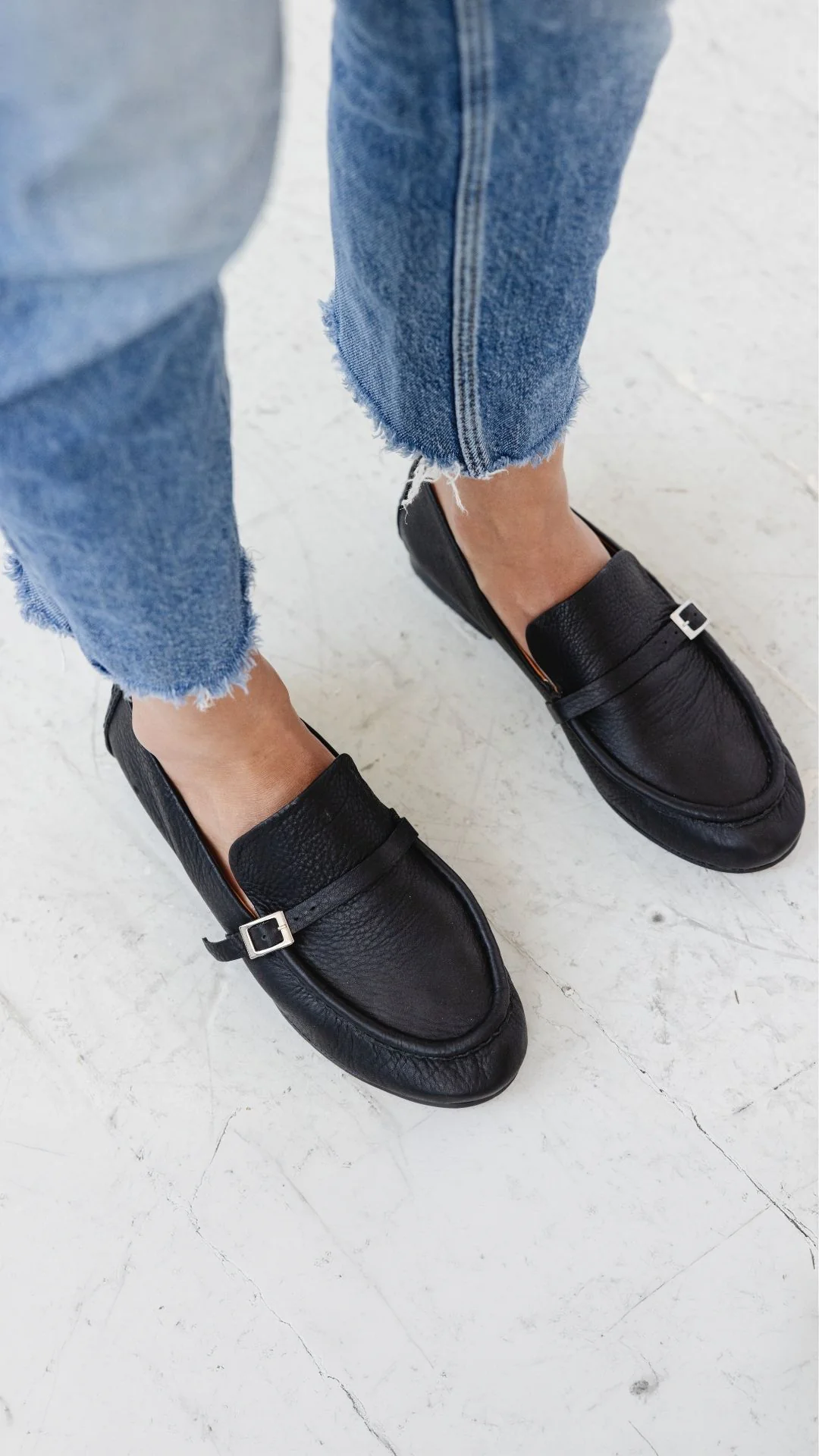 The Coast Loafer [Black] - Image 3