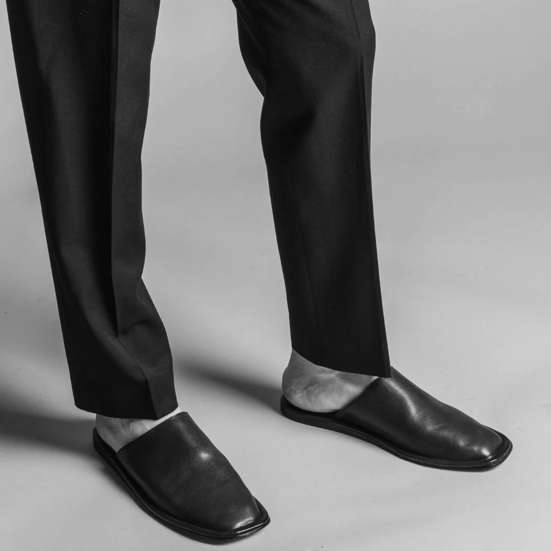 The Mule [Black] - Image 5