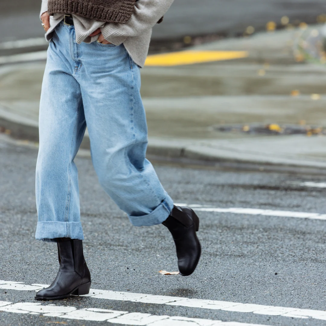 The Chelsea Boot [Black] - Image 9